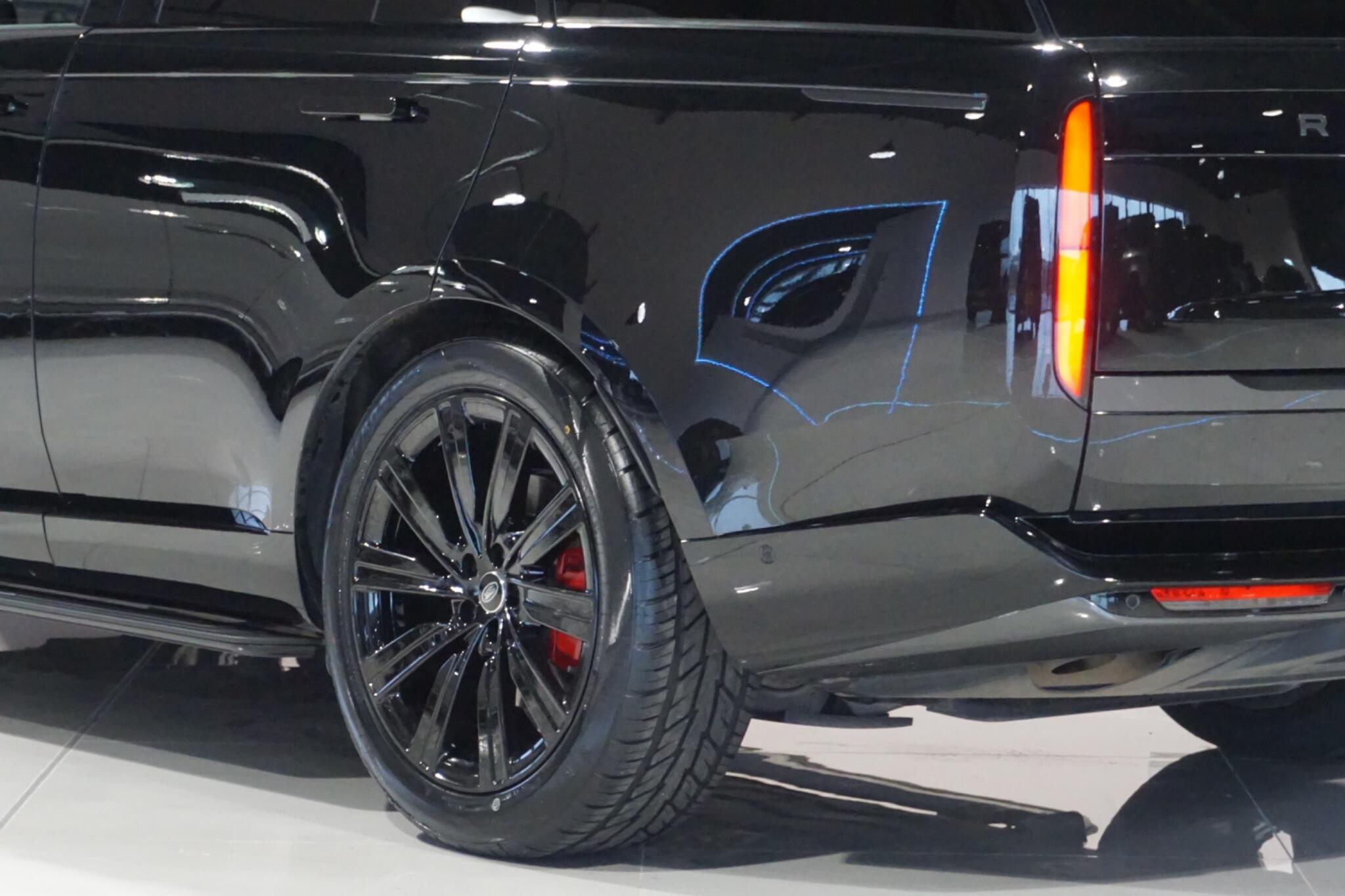 Land Rover Range Rover 3.0 P400 MHEV HSE SUV 5dr Petrol Auto 4WD Euro 6 (s/s) (400 ps)